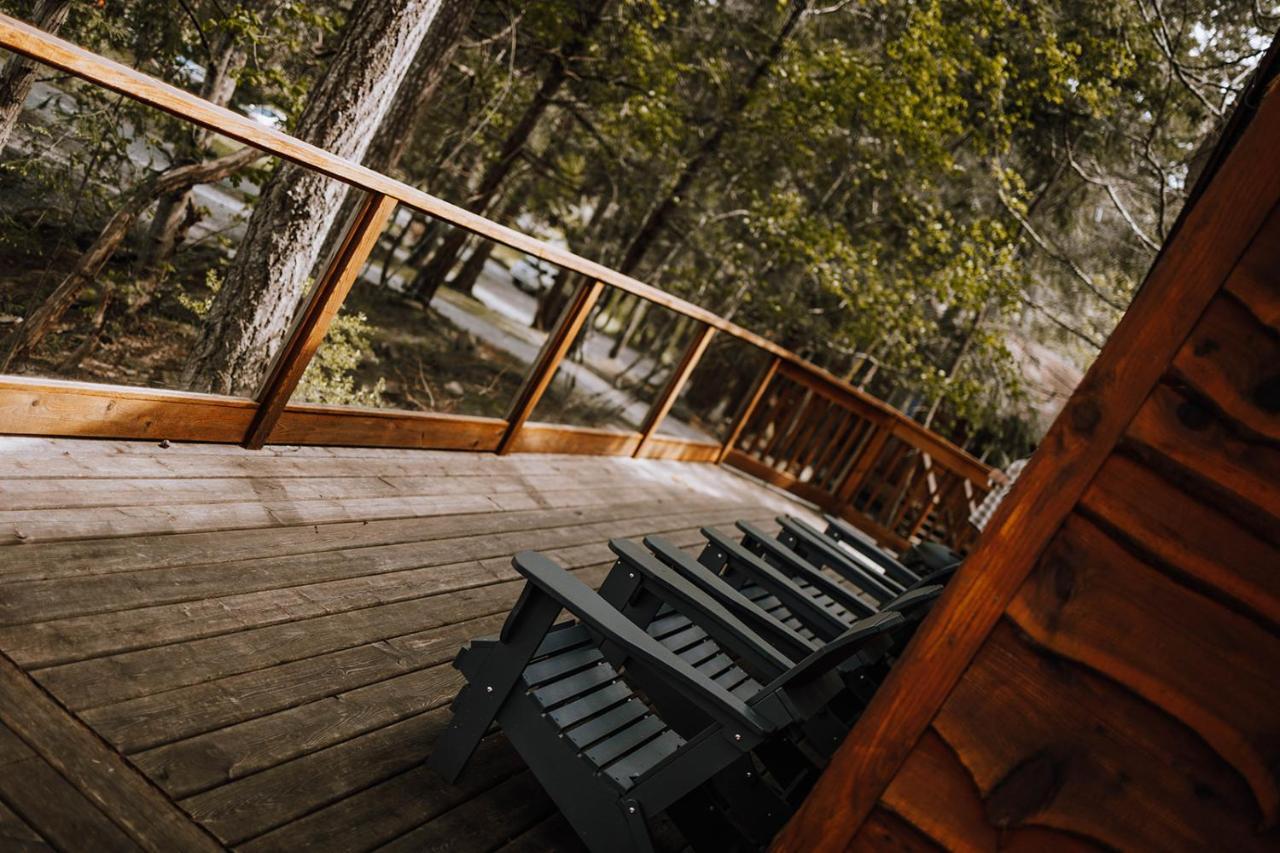 Page'S Resort & Marina Gabriola Dış mekan fotoğraf